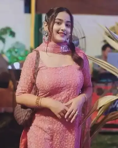 Call Girls Chamorshi Cash On Delivery